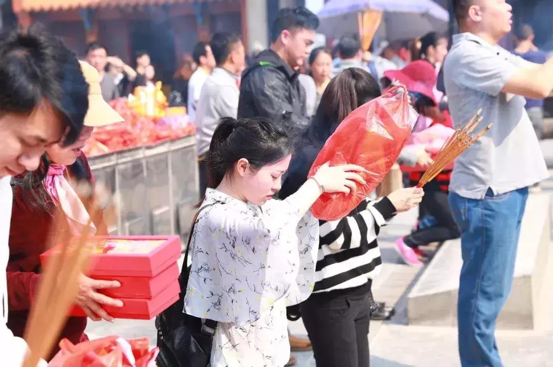 千年风俗百年烟火,千年风俗