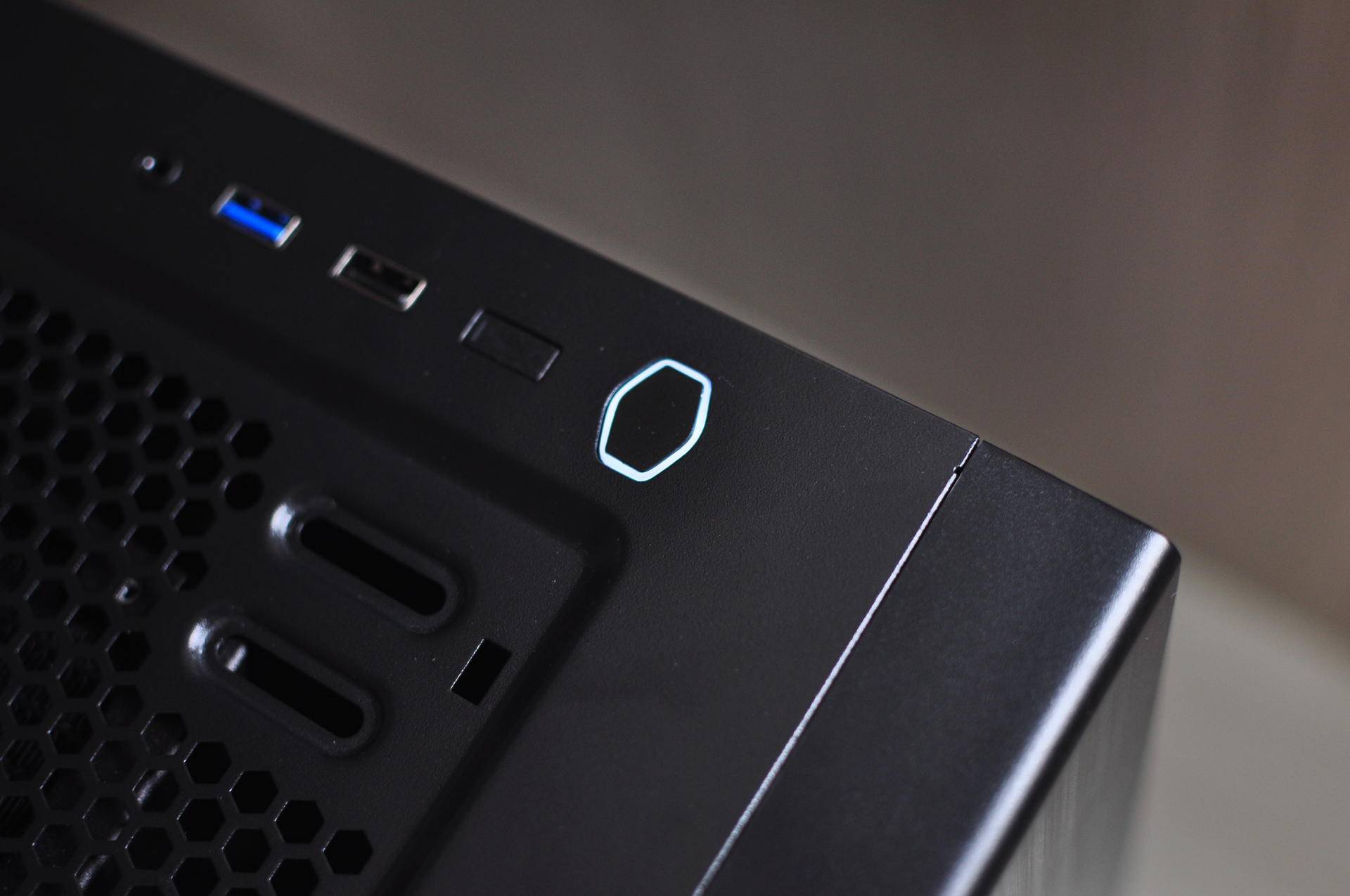 全靠图纸和客服加度娘,小白也能装电脑