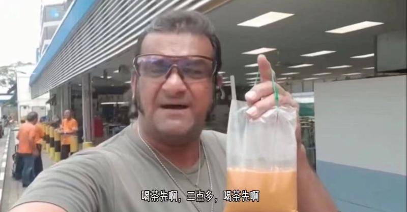 在奶茶店上赔惨了的年轻人,就能靠柠檬茶翻身?