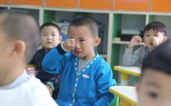 六岁的小孩说腰疼腿疼怎么回事,6岁孩子说腰疼怎么回事