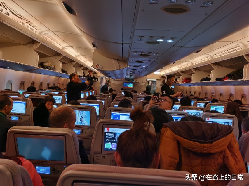 体验阿联酋头等舱,体验土豪飞机