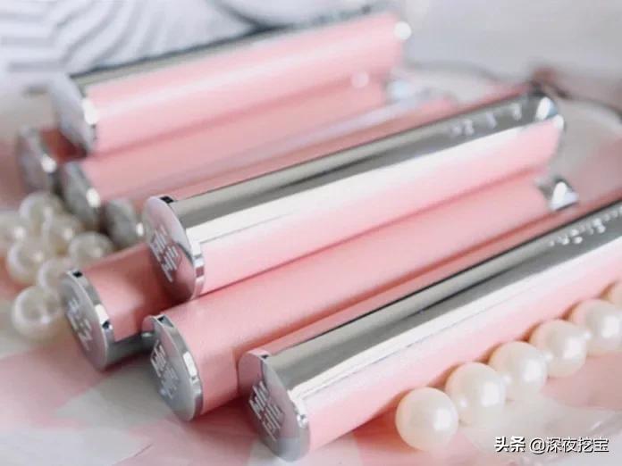 爆款热卖素颜涂都好看显白的口红,素颜涂什么色口红显白