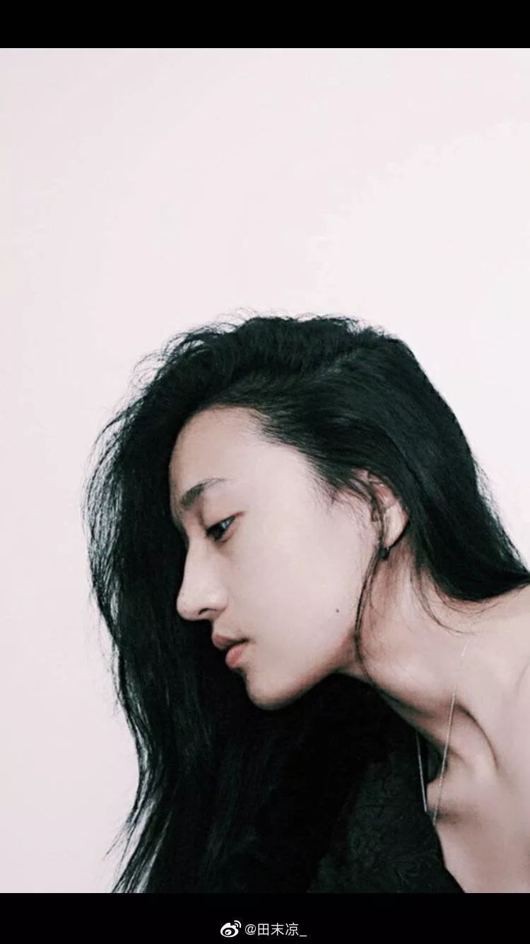 高鼻梁的女生到底有多好看,高鼻梁的女生好看吗