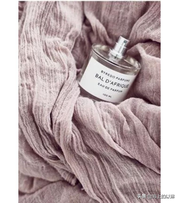 好看的干枯玫瑰豆沙色,阿玛尼干枯玫瑰色105气质豆沙色