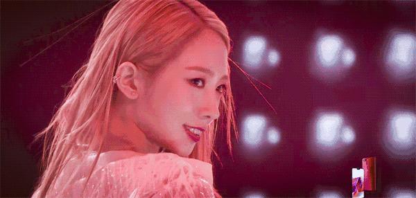 肖战与孟美岐不和？还是表情管理没到位！