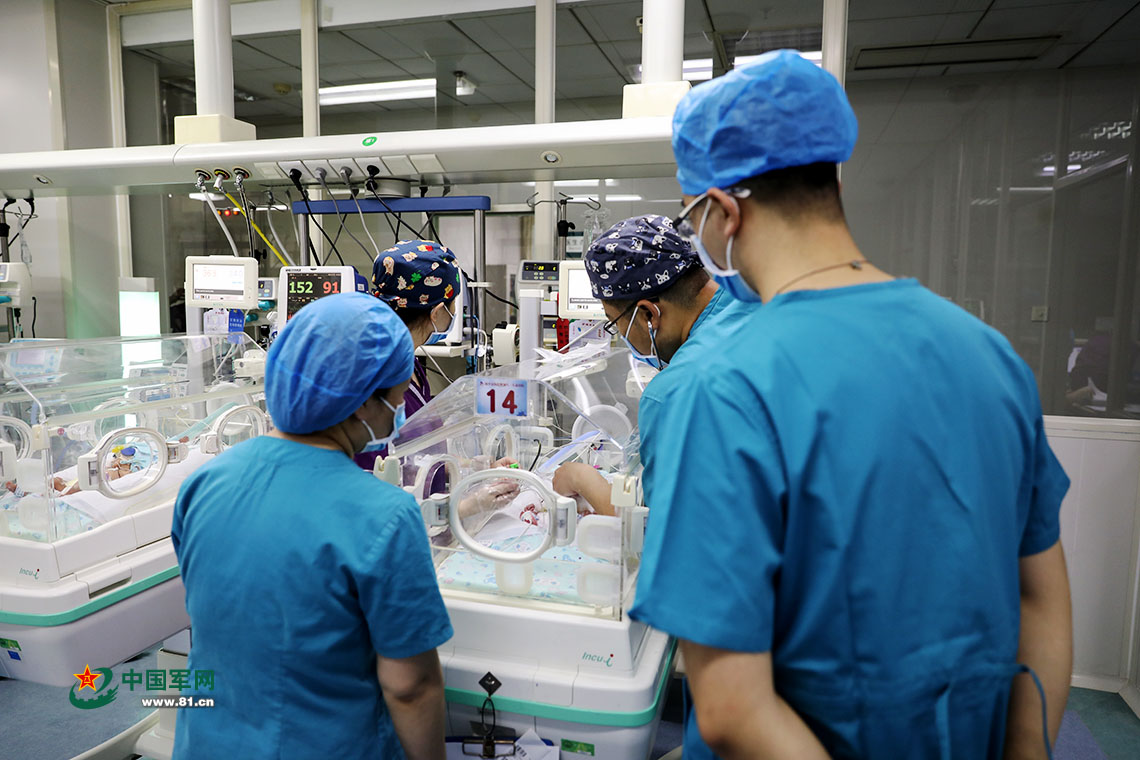 八一儿童医院早产儿视频采访,儿童医院早产儿救治