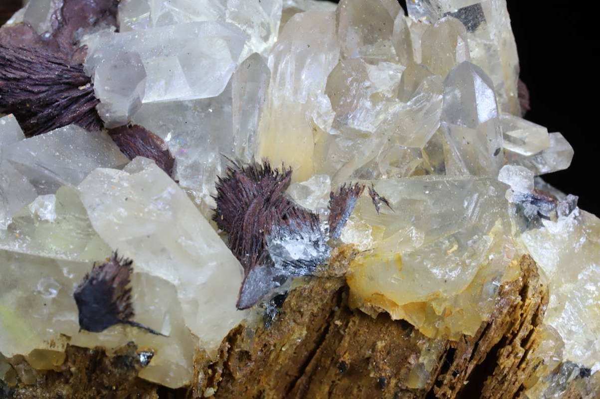 雷军为什么说买小米手机不要贴膜,雷军说小米手机不需要贴膜