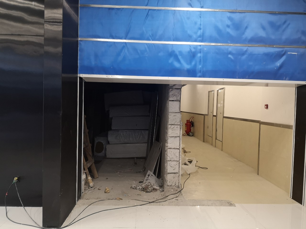 深圳西丽益田假日里人流,开业第一天人流量爆棚