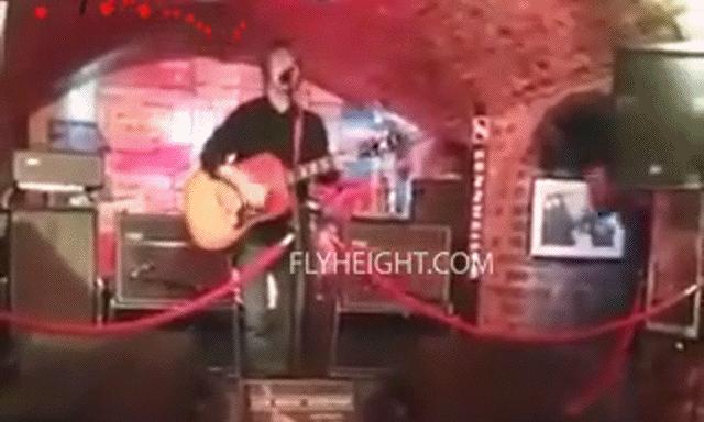 丢人搞笑动图gif,搞笑gif趣图世人皆醒我独睡