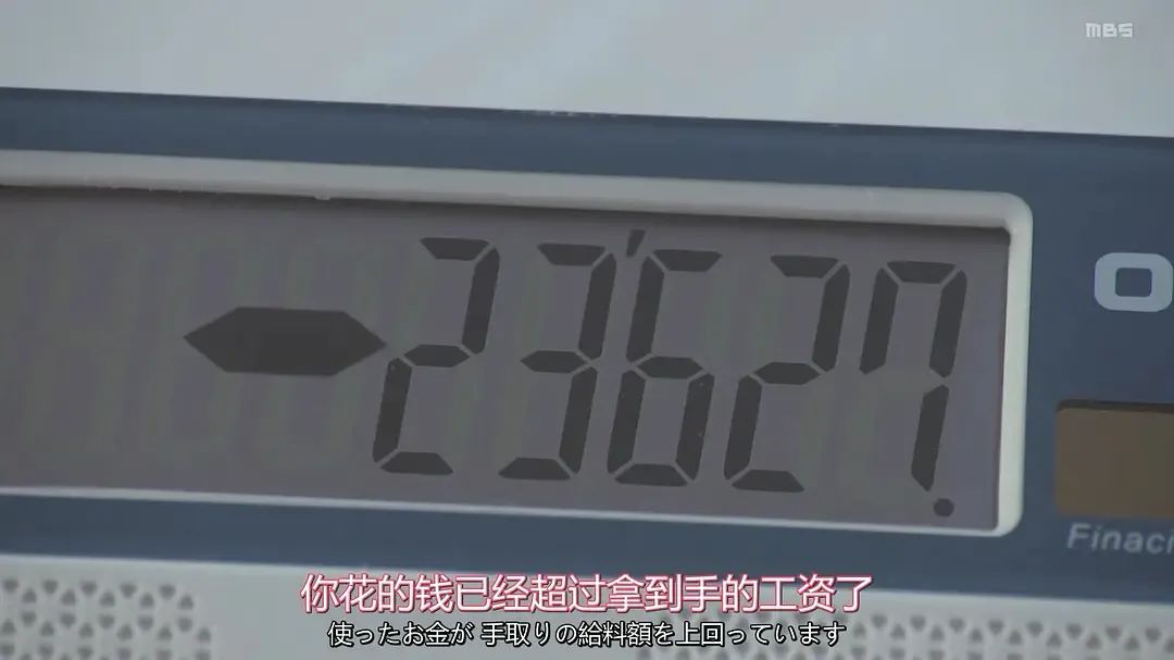 靠自己的钱买了一辆保时捷,19岁花了100多万买了保时捷