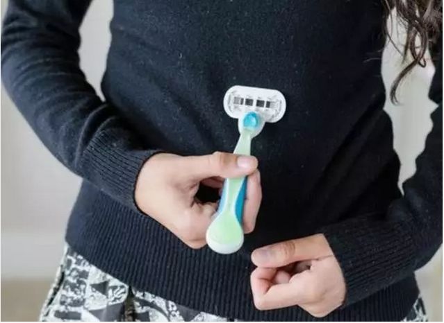 毛衣穿一天就起球是质量问题吗,毛衣起球教你一招毛衣焕然一新