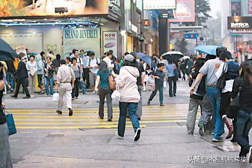 达芙妮转型路径分析,达芙妮线上零售