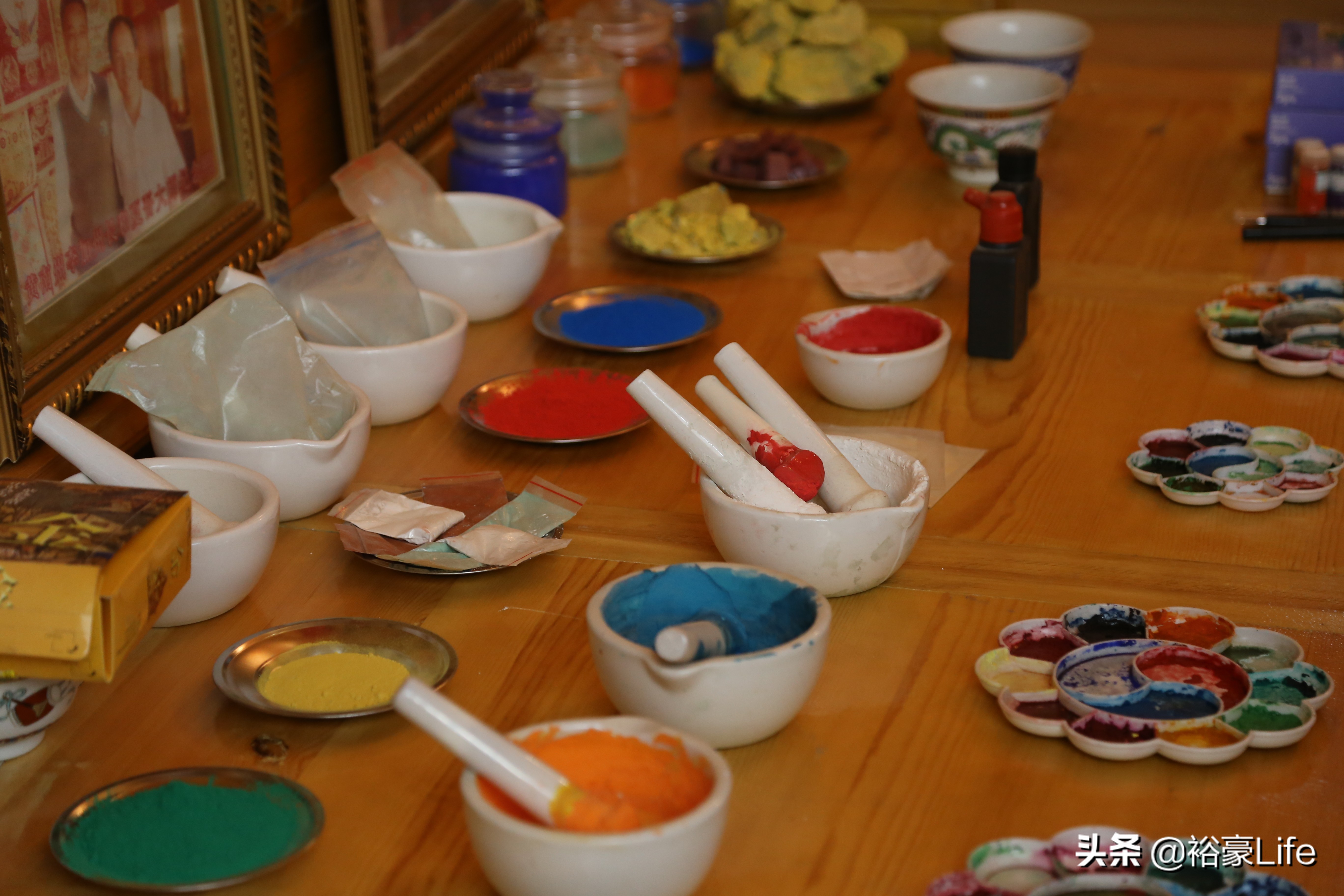 热贡唐卡怎么鉴别真伪,走进神秘的热贡唐卡