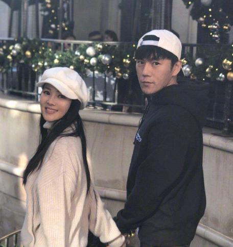 “浪荡子”秦昊的跌宕史，从戏混子到中年顶流，这5个女人太重要