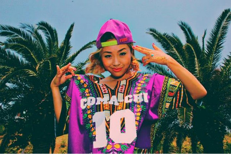 嘻哈风彩色着装,嘻哈色彩潮牌服饰