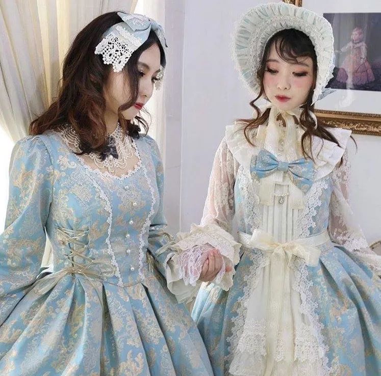 复古洛丽塔洋装,天价洛丽塔自拍