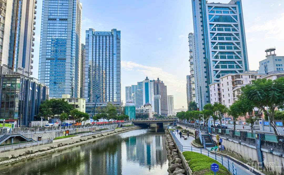 罗湖发达吗,罗湖区的实力到底有多强
