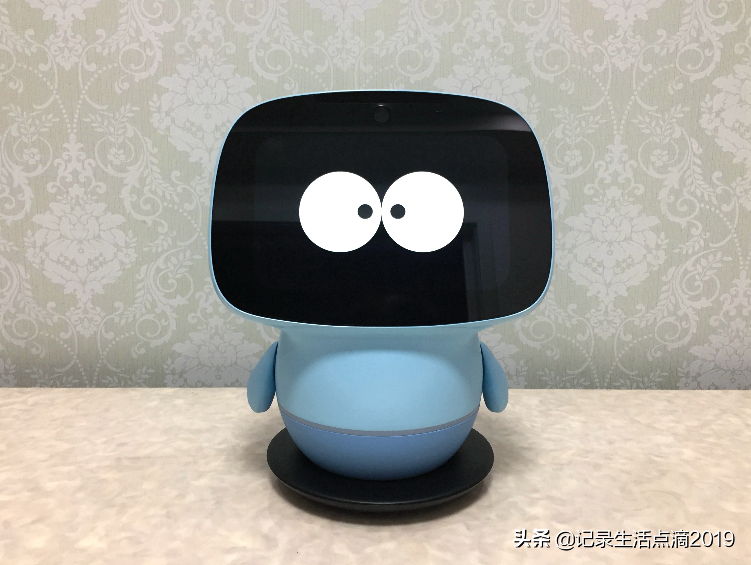 学习娱乐两不误小学二年级,聪聪教育陪伴机器人