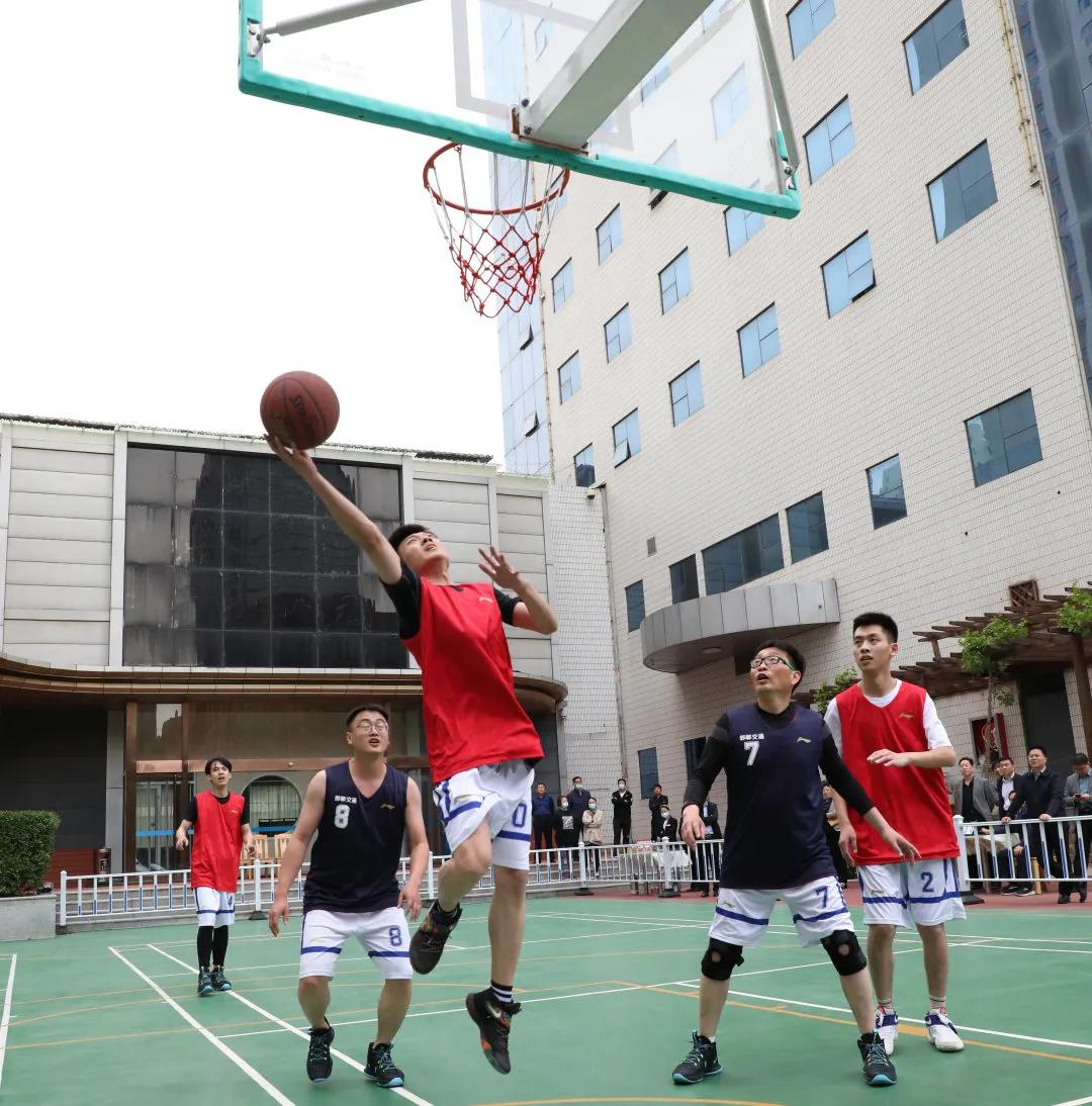高燃时刻来袭，邯郸市交通运输局以特有方式庆祝五四青年节