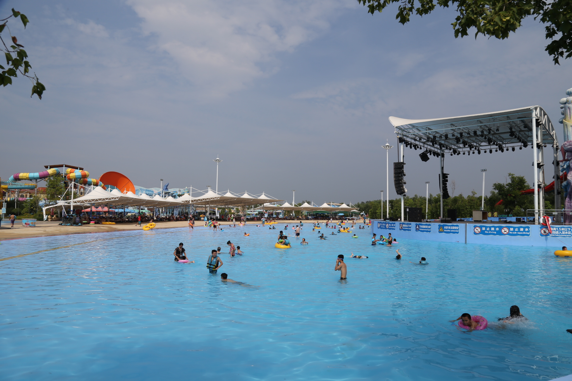 许昌瑞贝卡乐园地址,许昌瑞贝卡乐园