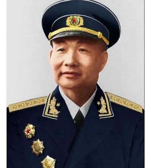 回顾中国海军发展之路,中国海军发展史从渔船到航母