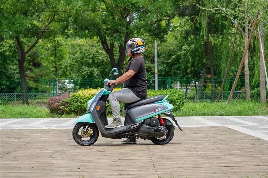 林海新雅格摩托车评测,林海新雅格踏板摩托车省油吗