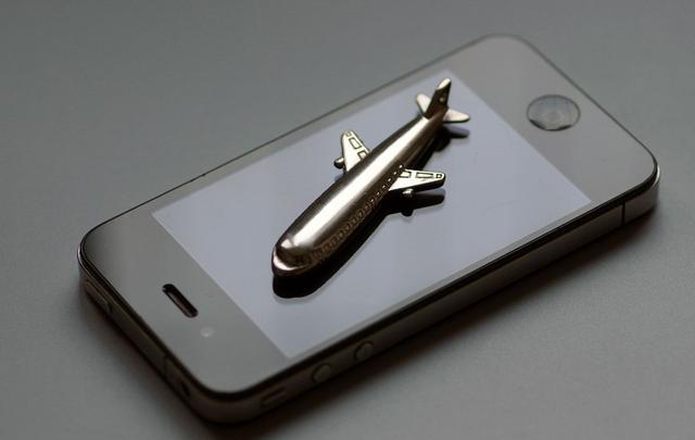 手机飞行模式要开好还是不开好,手机飞行模式关闭了还是没信号