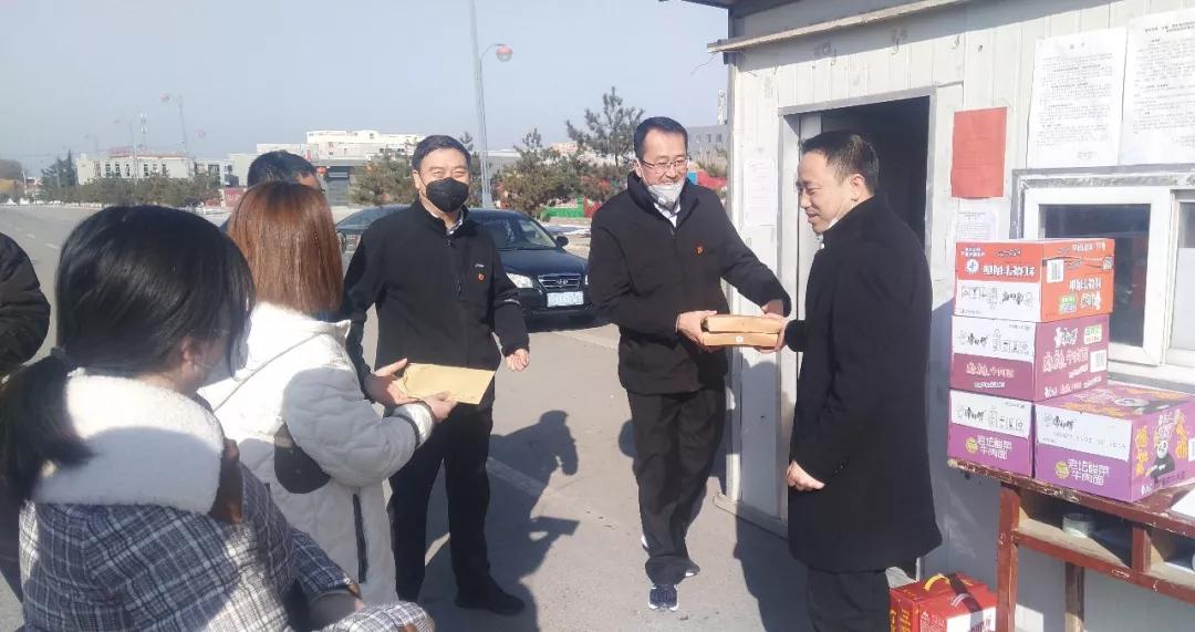 谢谢你们！温暖了洛川这座城