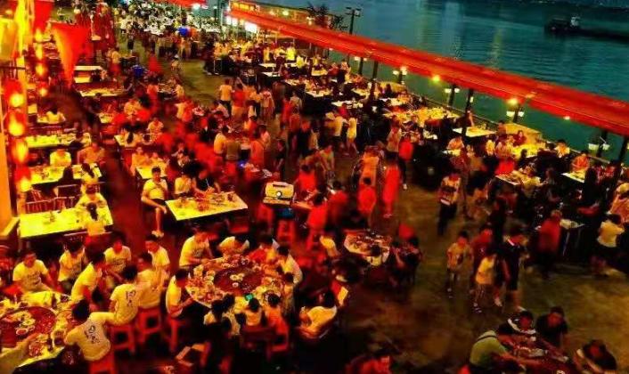 江津滨江新城最繁华地带,滨江繁华