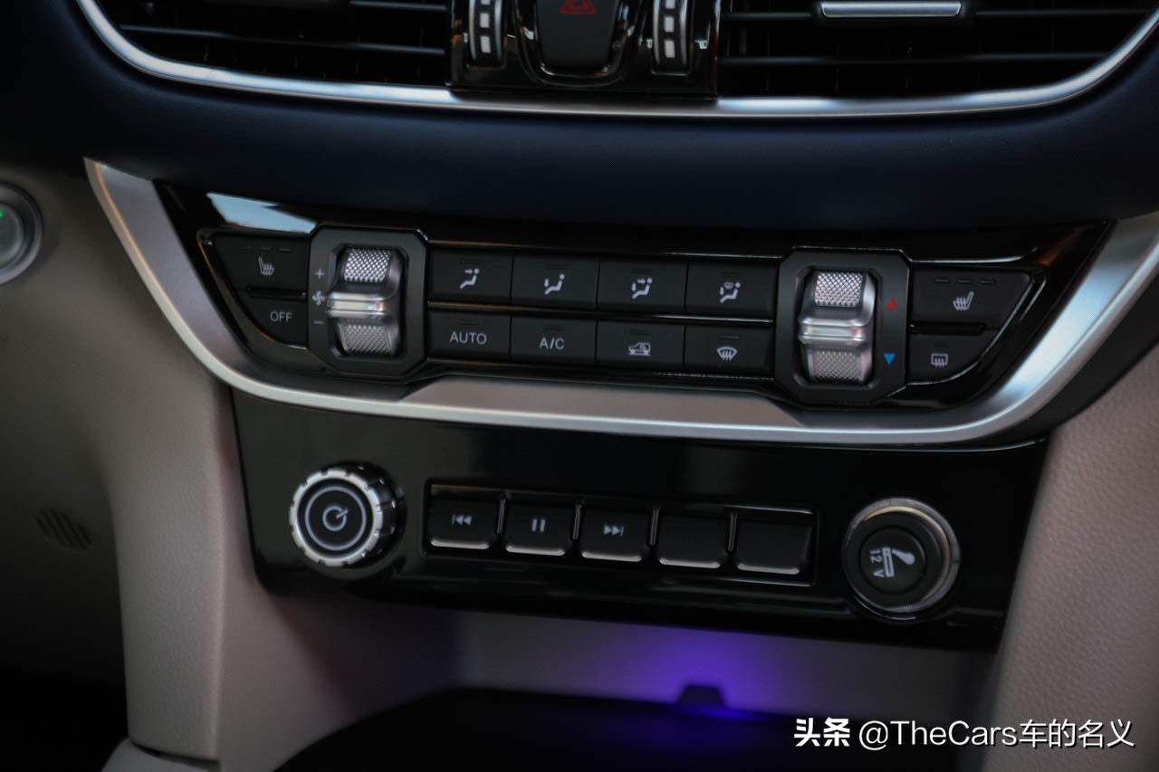 福田大将军皮卡2021款自动挡价格,福田大将军g9皮卡柴油自动四驱版