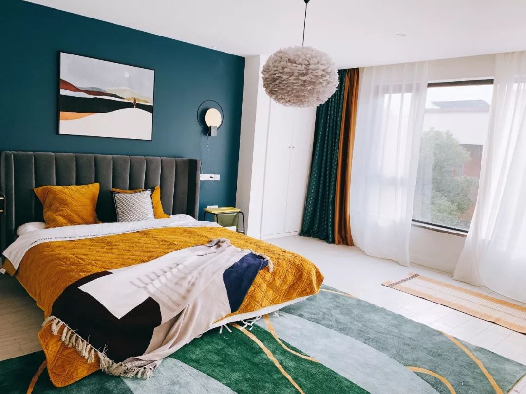 打造舒适的卧室,卧室床头选什么材质