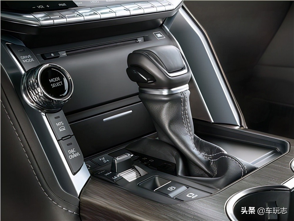 试驾丰田陆地巡洋舰,丰田陆地巡洋舰lc300gr运动版