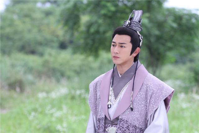 各个版本的姜子牙,刘德凯版仙风道骨,而他简直就是姜子牙在世