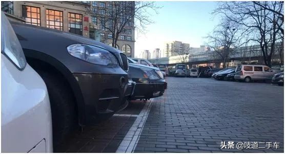 2万左右美式真皮沙发,2万开宝马奔驰