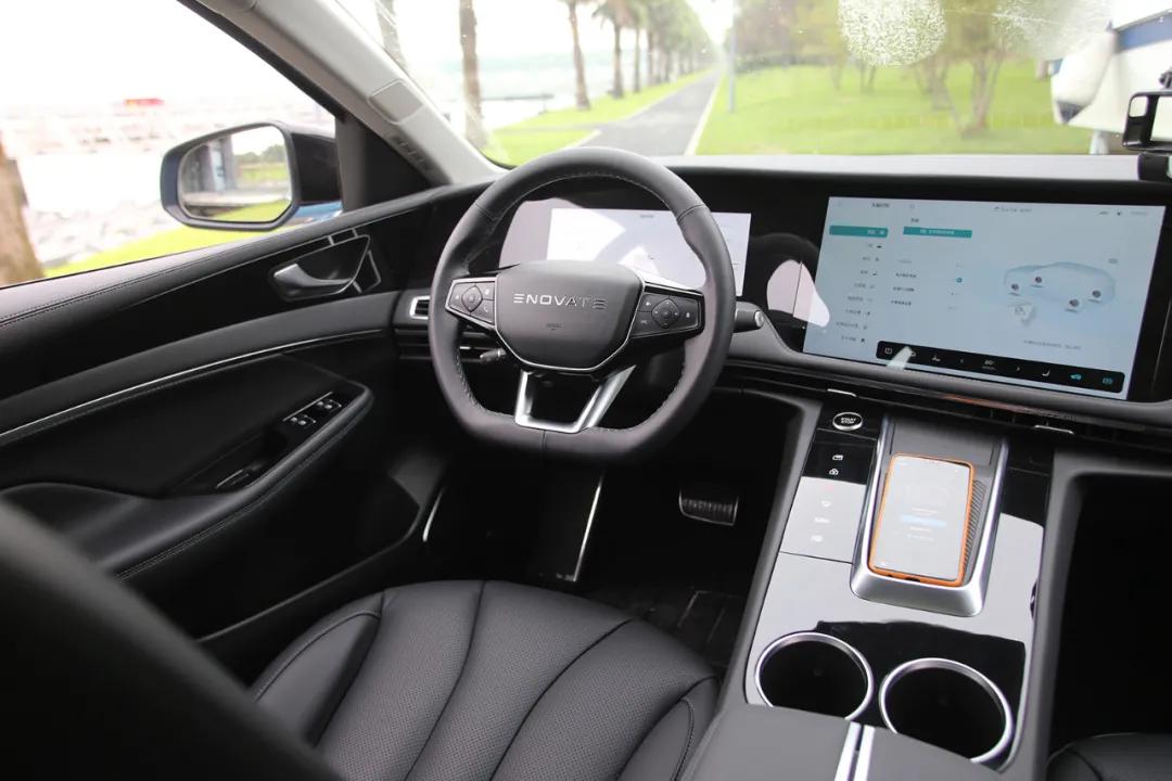 奥迪e-tron2021款50quattro豪华型,奥迪e-tron2019年最好的电动suv