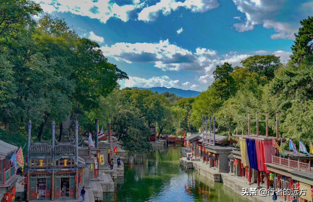 颐和园见证了清王朝的命运和衰败,颐和园这座充满历史韵味的园林