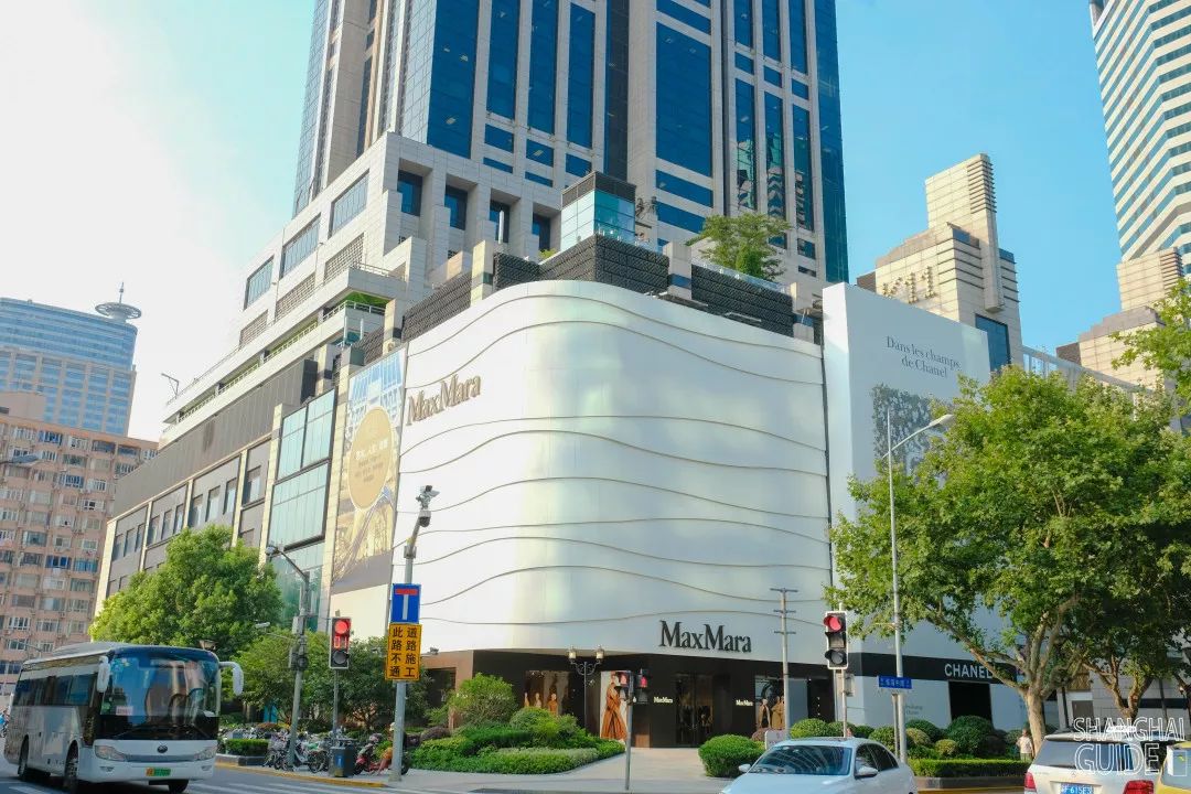 淮海路和南京西路哪个繁华,南京西路vs陆家嘴