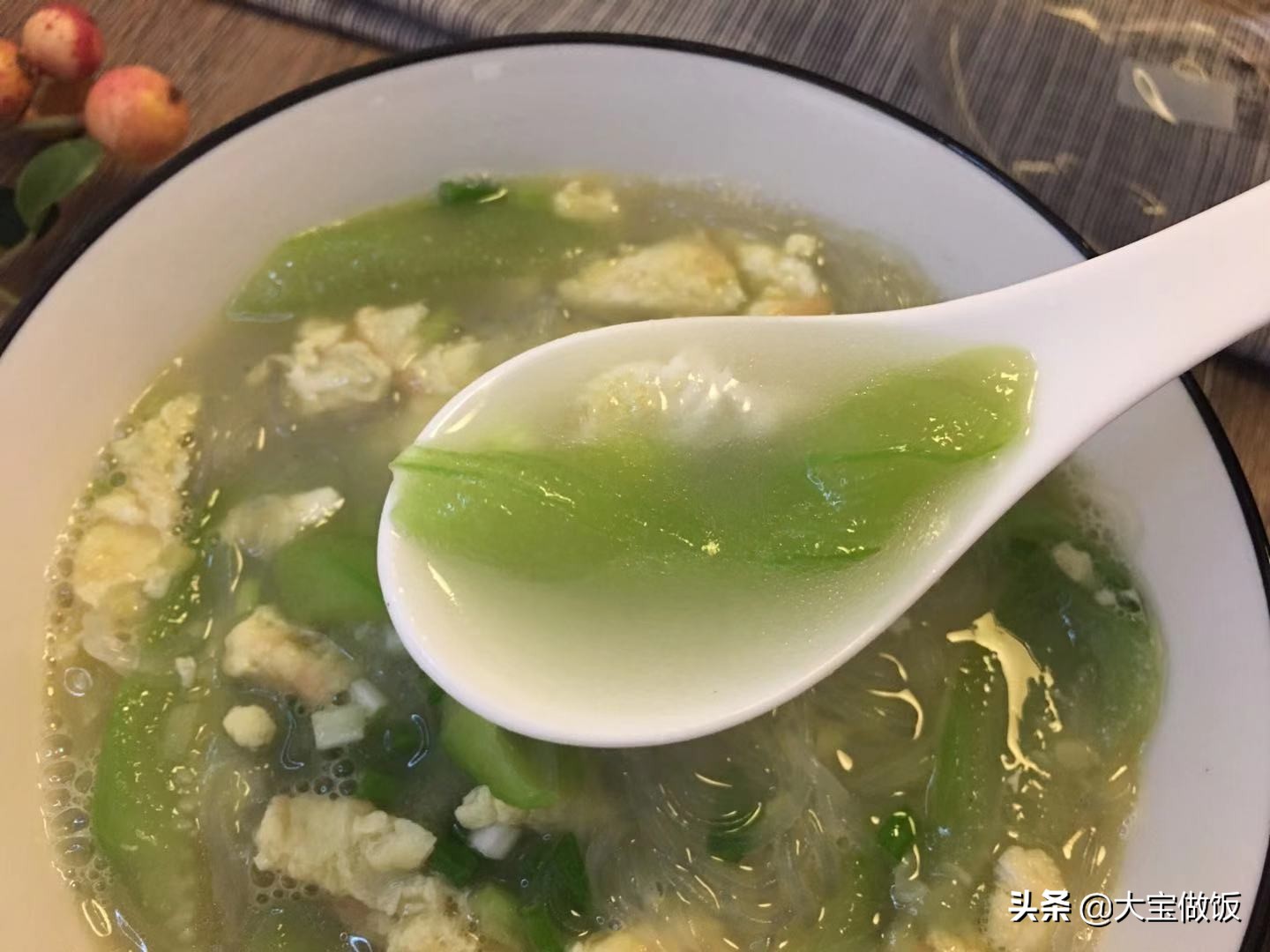 熬汤怎么熬又香又鲜又奶白,没有肉怎么熬汤