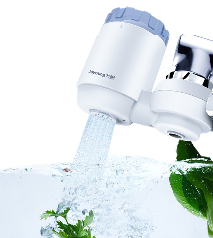 让更多家庭喝上放心水,水龙头过滤器能过滤出干净水