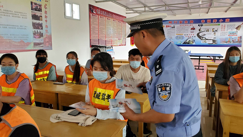 【文明交通进驾校】民勤公安交警走进天顺驾校开展暑期交通安全宣传活动丨强担当除隐患防事故保安全