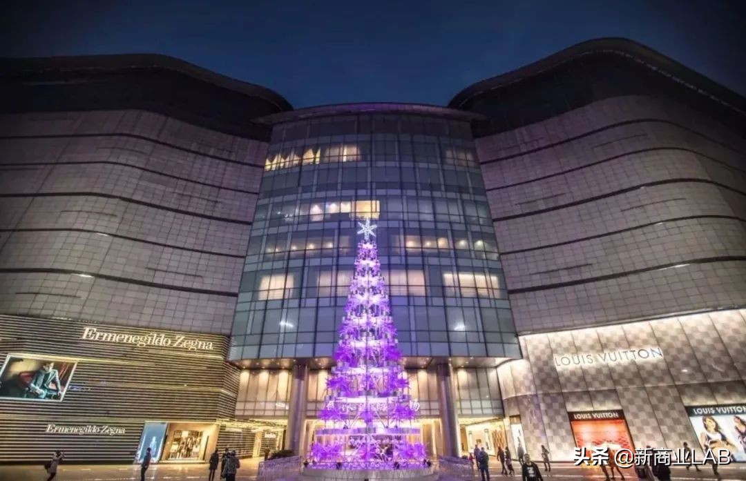 武商武汉国际广场变形记，拥抱变革，推动发展