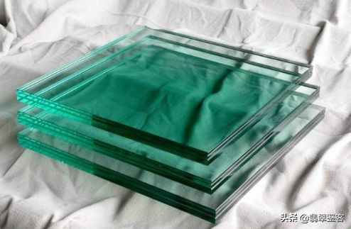 翡翠水头短有可能是冰种吗,翡翠水头好但是有裂纹值钱吗