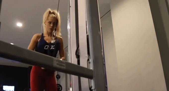 拥有巨石强森力量的锻炼方法,巨石强森日常健身训练