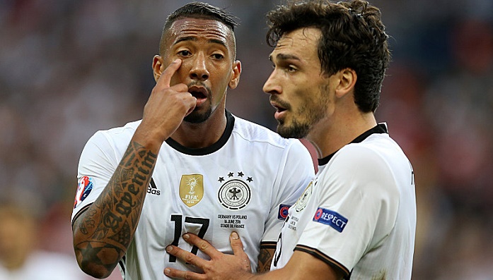 足坛历史十大中卫排名,足坛十大黄金中卫