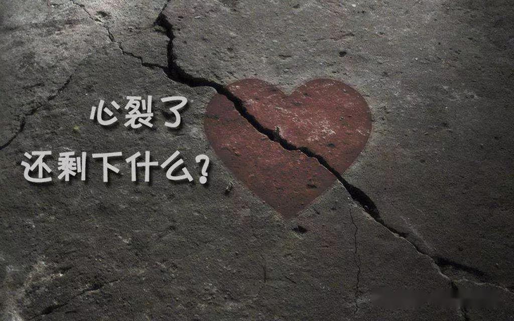 给妈妈买礼物的孩子,给妈妈买礼物感人视频