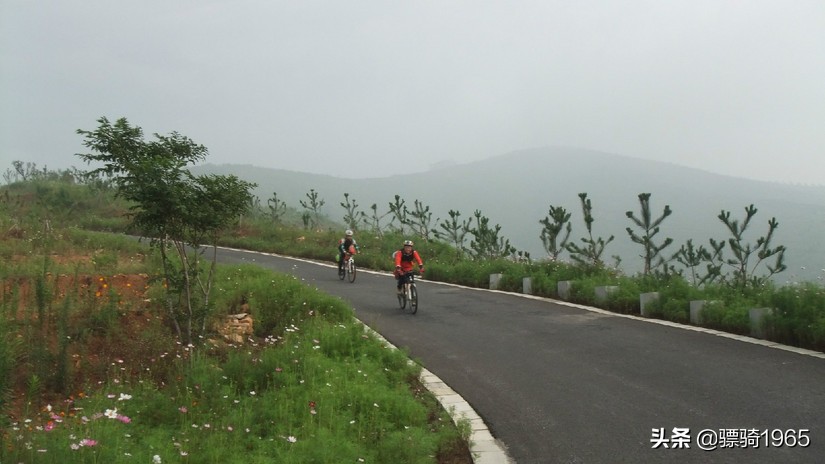 洛阳万安山山顶祖师爷庙骑行,洛阳爬万安山