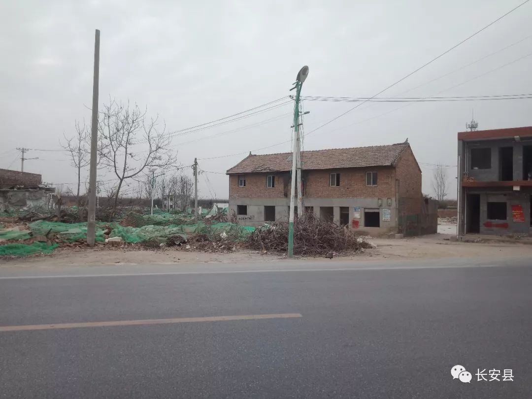 西安即将消失的村落千户村,西安市被废弃的村子