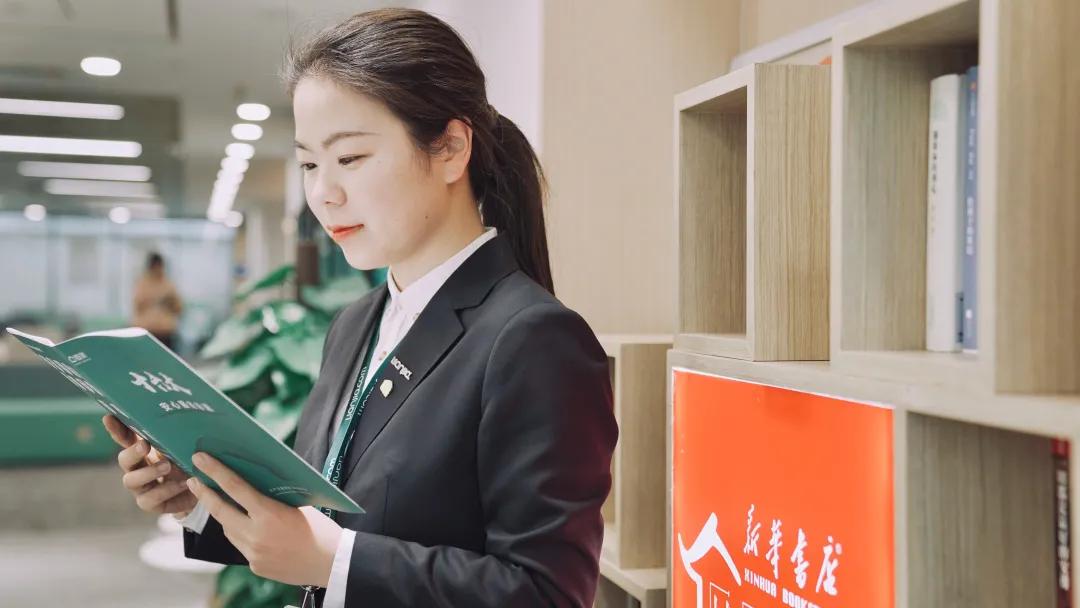 香港城市大学硕士，为何来链家做房产经纪人？