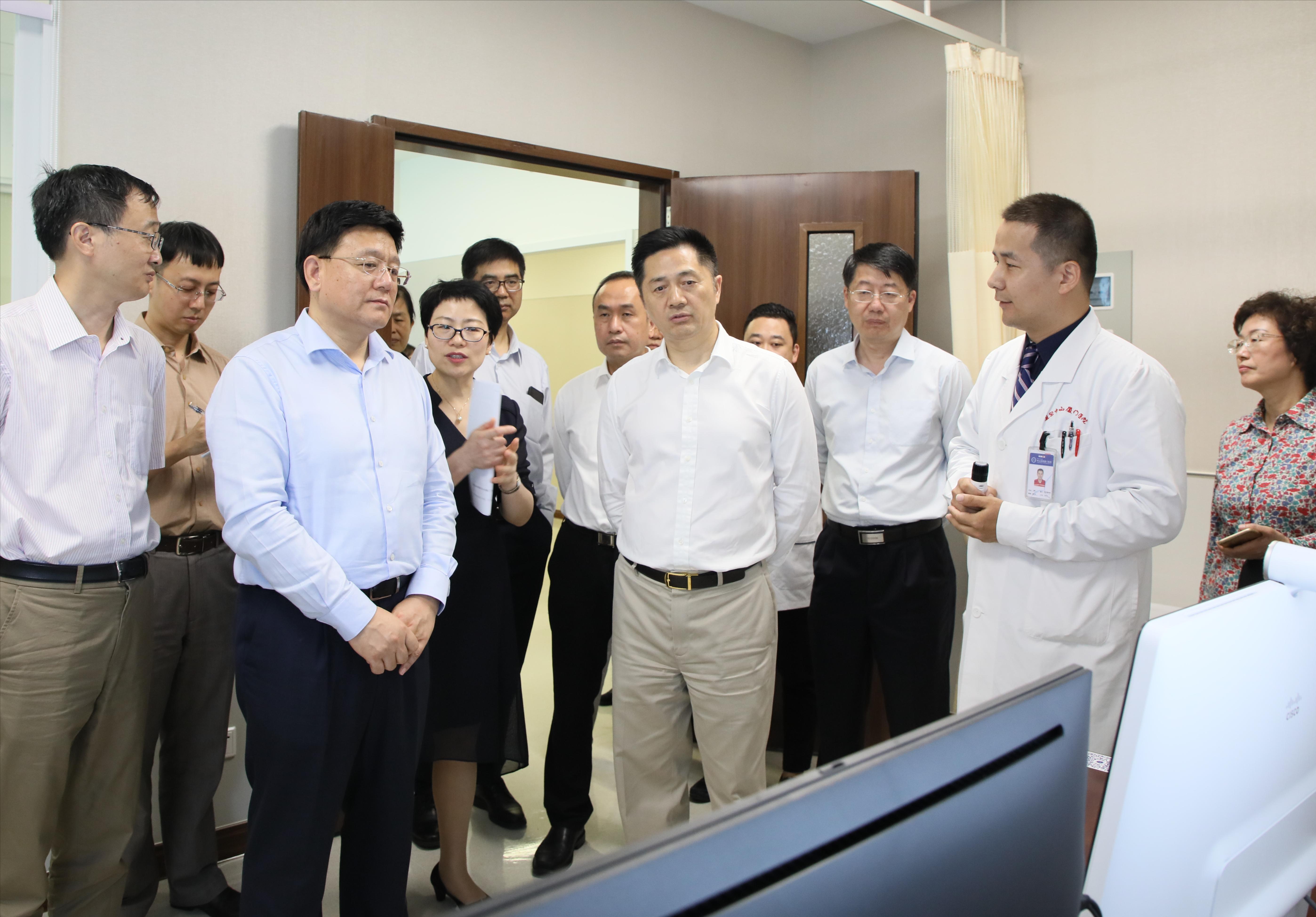 敢为人先做领跑者,敢为人先争做领跑者