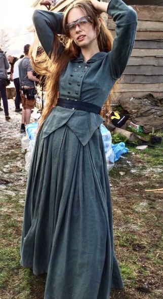 乌玛瑟曼和伊桑霍克离婚了吗,怪奇物语3鼠疫老太太